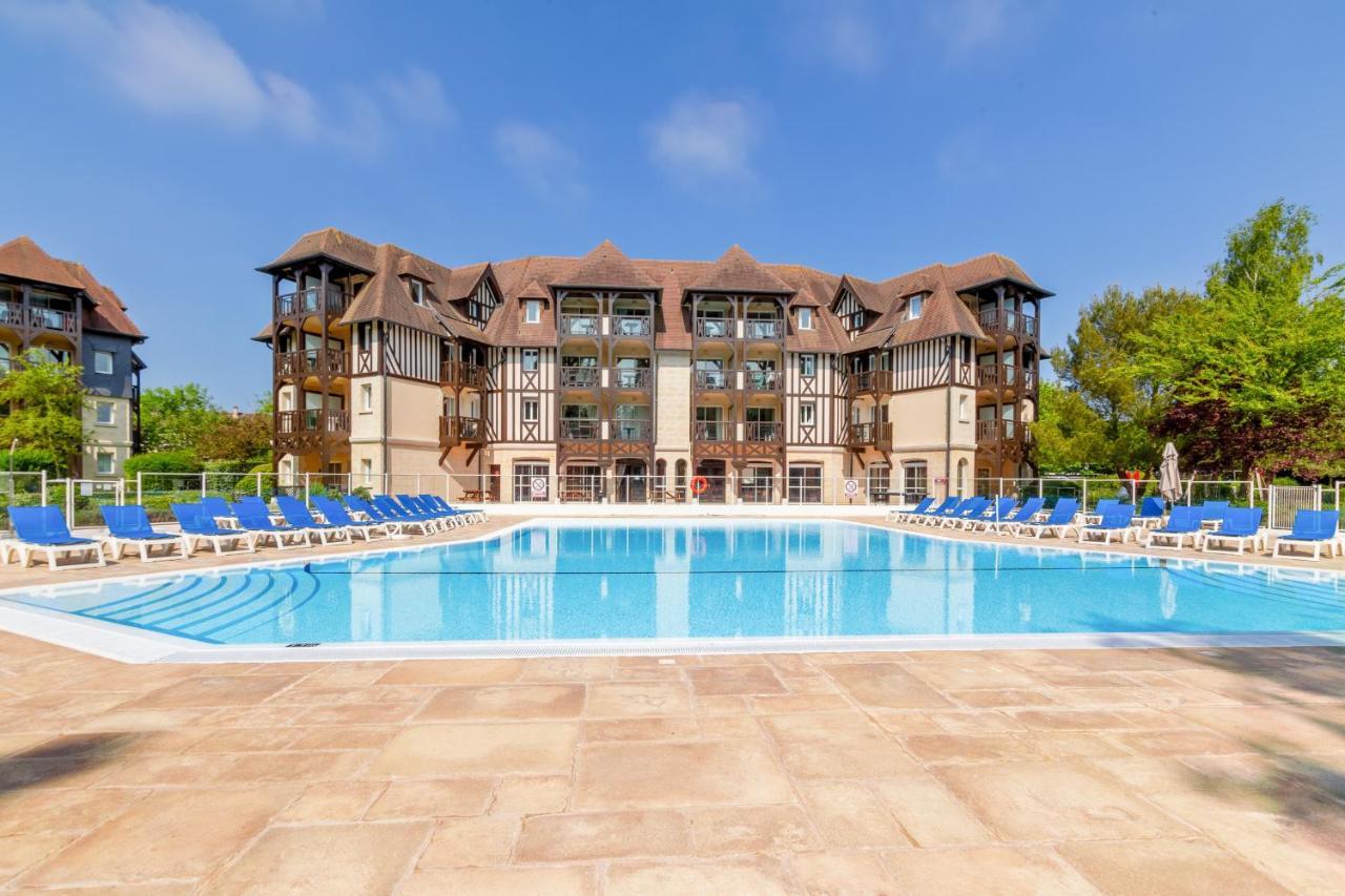 Bel Appartement Cosy En Residence Avec Piscine Deauville Eksteriør bilde